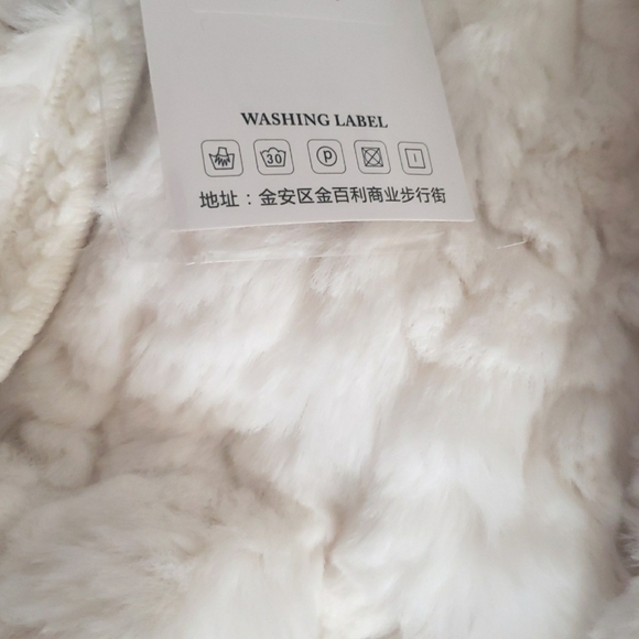 Winter White Teddy Cotton Large Soft Cozy Cropped Cardigan Jacket New - Picture 6 of 7